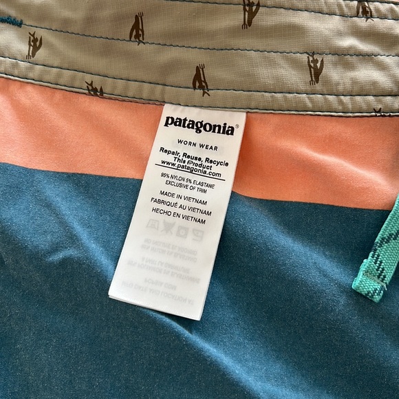 PATAGONIA STRETCH WAVEFARER BOARDSHORTS - Picture 8 of 8